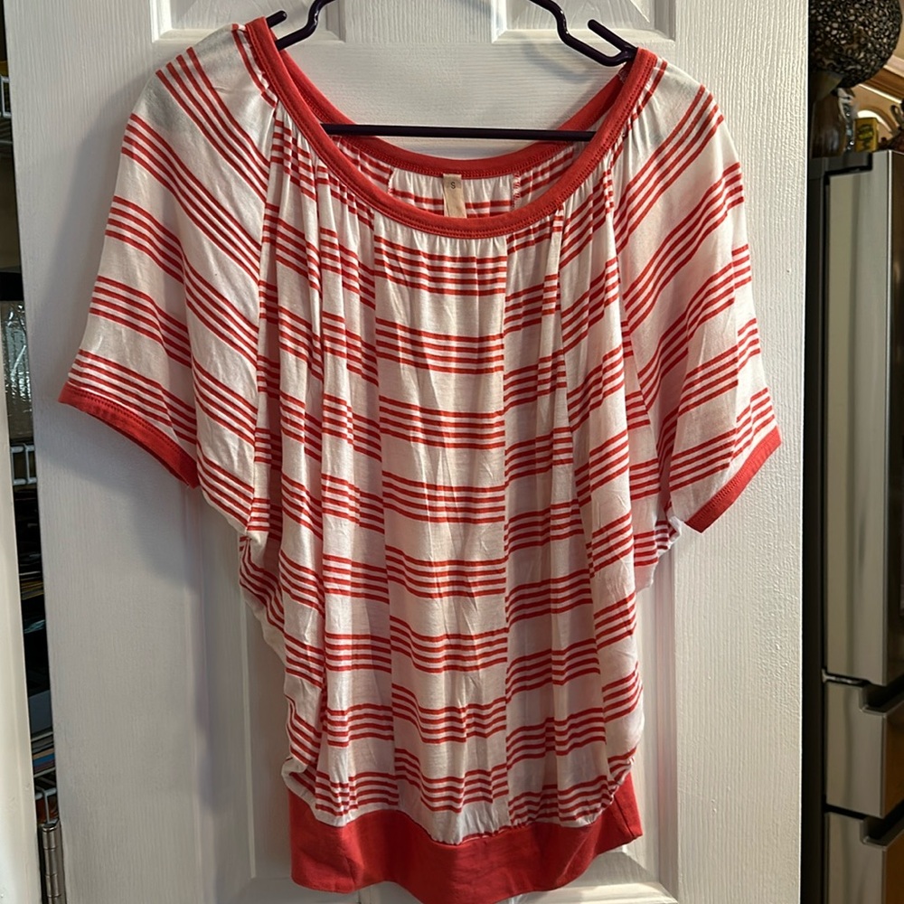 Bailey 44 Top